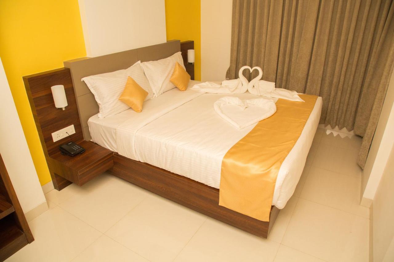 Hotel Nirvana Alībāg Εξωτερικό φωτογραφία