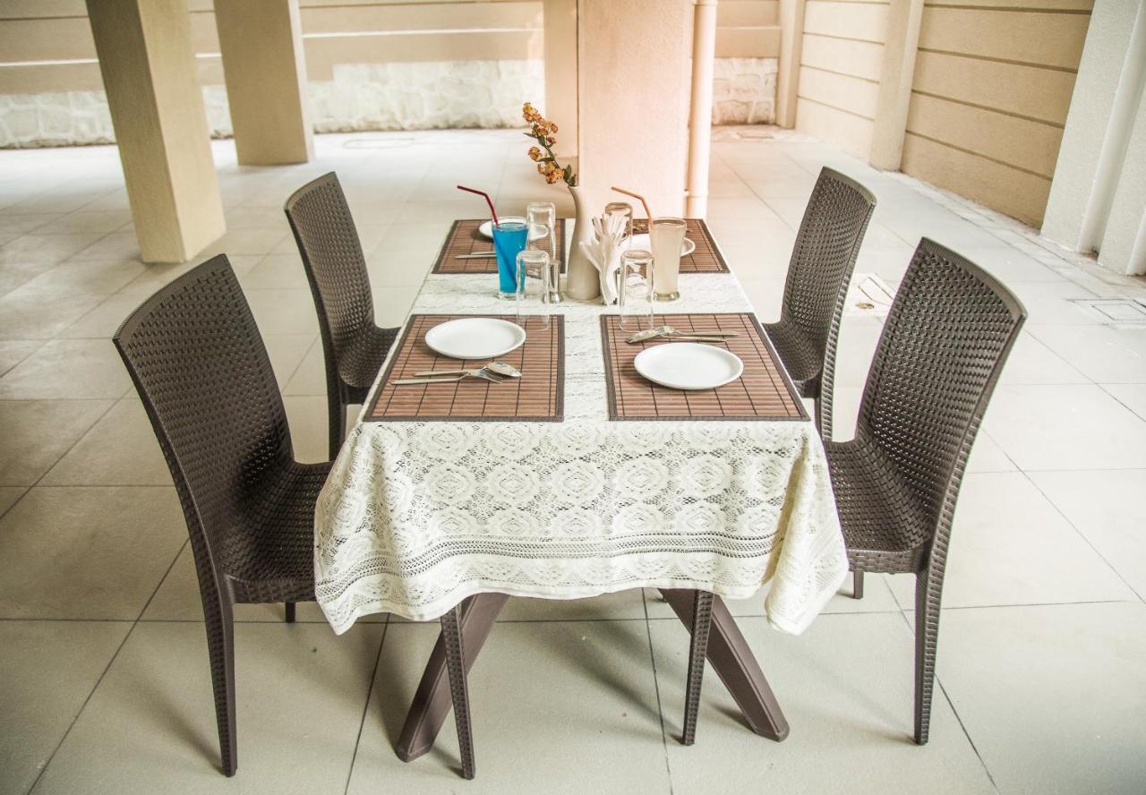 Hotel Nirvana Alībāg Εξωτερικό φωτογραφία